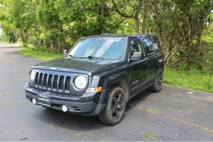 2014 Patriot Latitude image 4