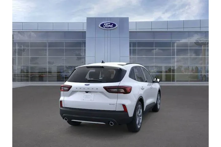 $31888 : Ford Escape 2025 AWD ST-Line image 8