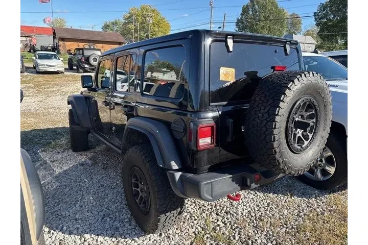 $33830 : Jeep Wrangler Unlimited 2021 image 2