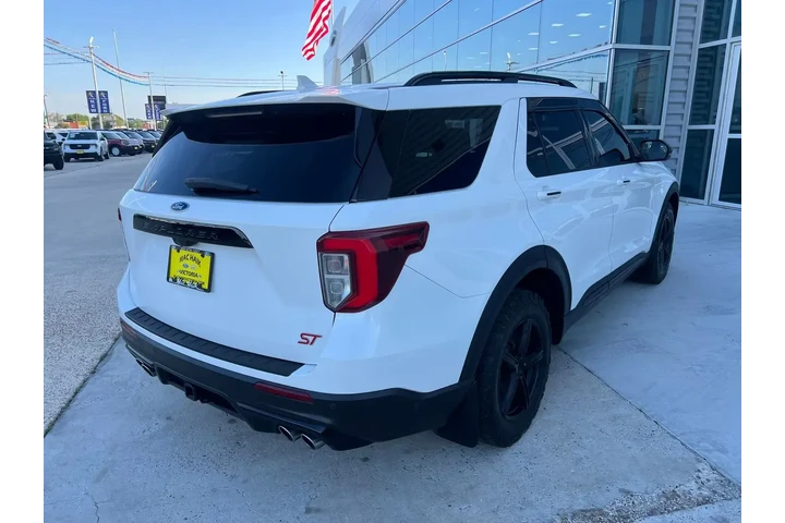 $23491 : Ford Explorer 2020 AWD ST 4d image 3