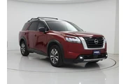 Nissan Pathfinder 2023 SL 4d