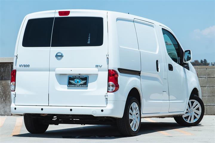 2020 NV200 Compact Cargo SV image 3