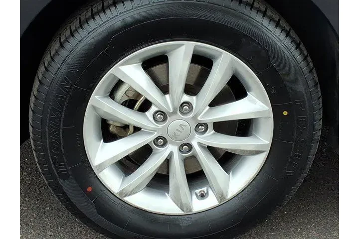 $14999 : Kia Sorento 2018 LX 4dr SUV image 9