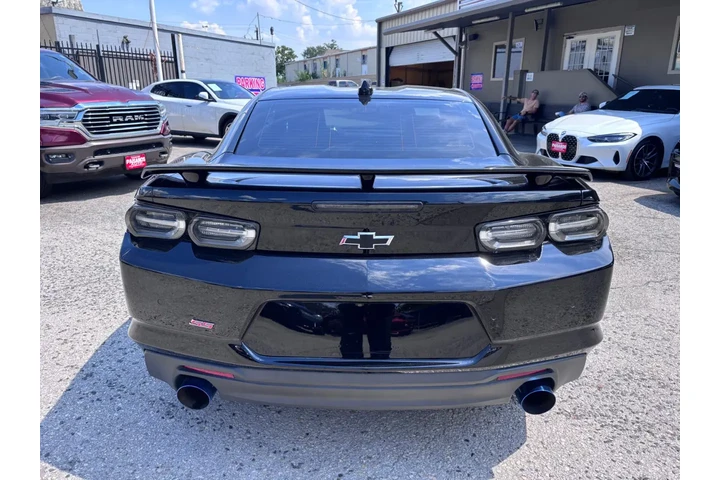 2020 Camaro RWD Coupe 2SS image 4