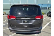 $15999 : Chrysler Pacifica 2017 Touri thumbnail