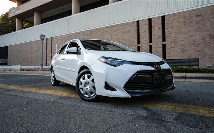 $20000 : 2017 TOYOTA COROLLA image 2