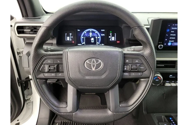 $28998 : Toyota Tacoma 2024 4x2 SR 2d image 10