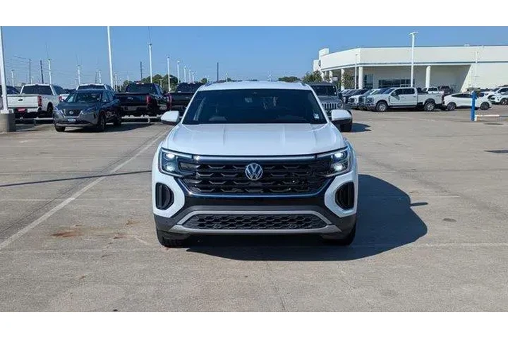 $28495 : Volkswagen Atlas Cross Sport image 8