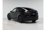 $39998 : Tesla Model Y 2025 Long Rang thumbnail