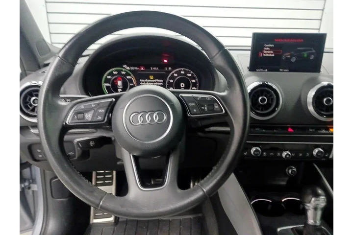$18998 : Audi A3 Sportback e-tron 201 image 10