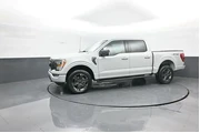 $38938 : Ford F-150 2023 4x4 XLT 4dr thumbnail