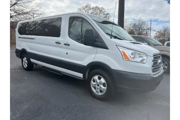 $18995 : Ford Transit 2018 350 XL 3dr image 5