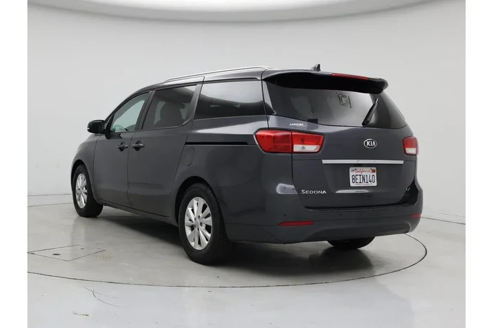$15998 : Kia Sedona 2017 LX 4dr Mini- image 2