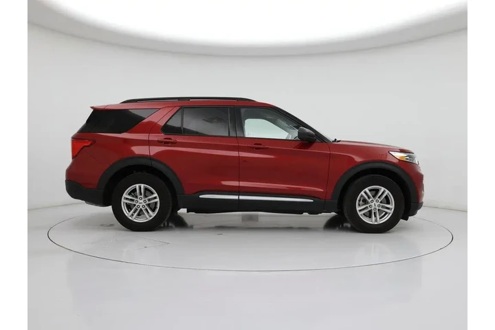 $33998 : Ford Explorer 2023 AWD XLT 4 image 7