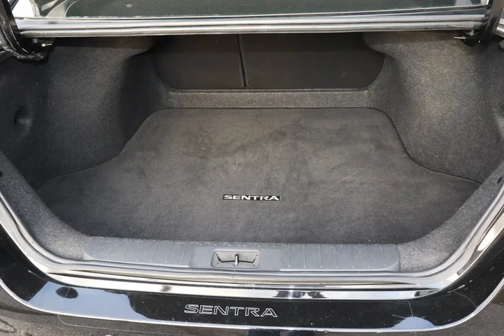 $18488 : 2024 Sentra SV CVT image 9
