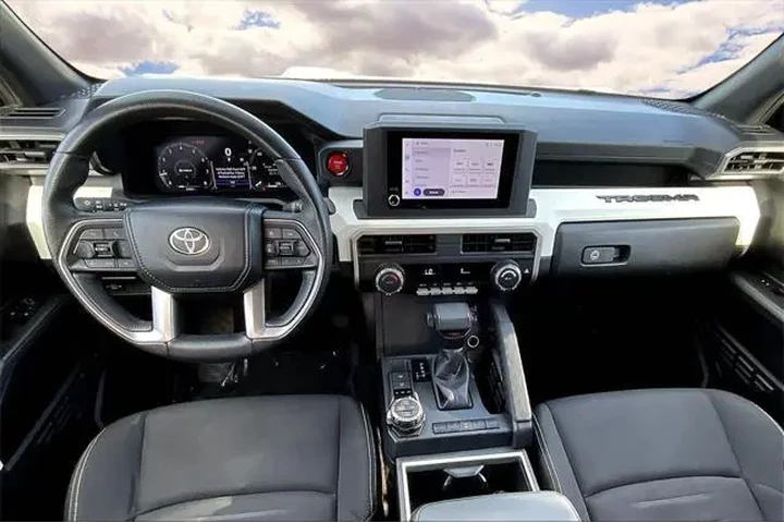 $37491 : Toyota Tacoma 2024 4x4 SR5 4 image 8