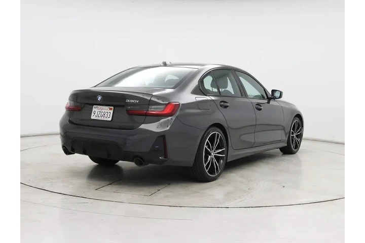 $33998 : BMW 3 Series 2024 330i 4dr S image 8