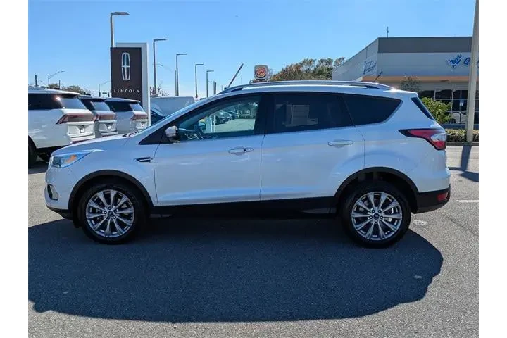 $13727 : Ford Escape 2018 Titanium 4d image 7