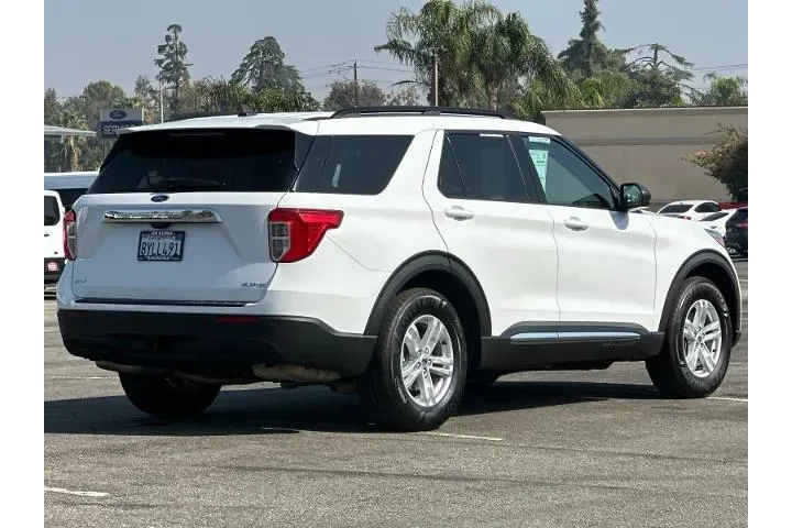 $31990 : Ford Explorer 2022 AWD XLT 4 image 3