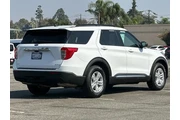 $31990 : Ford Explorer 2022 AWD XLT 4 thumbnail