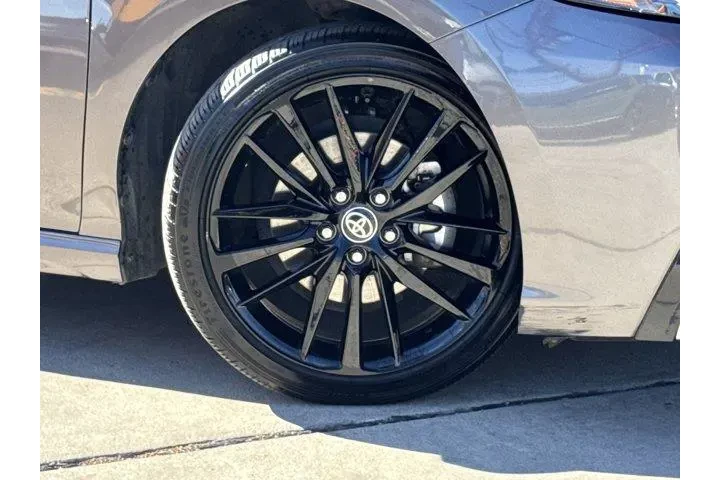 $31642 : Toyota Camry Hybrid 2023 XSE image 2