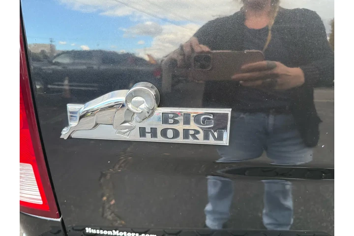 $22999 : 2017 RAM 1500 Big Horn/Lone S image 9