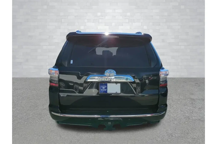 $39980 : Toyota 4Runner 2023 4x2 Limi image 5