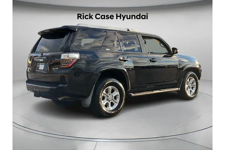 $25394 : Toyota 4Runner 2018 4x2 SR5 image 7