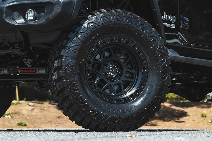 2020 Wrangler Sport S image 3