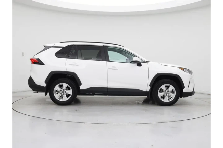 $32998 : Toyota RAV4 2021 AWD XLE 4dr image 7