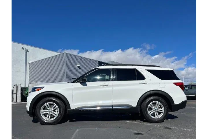 $26997 : Ford Explorer 2022 XLT 4dr S image 8