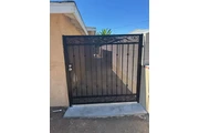 Instalación de cercas y puerta en Los Angeles
