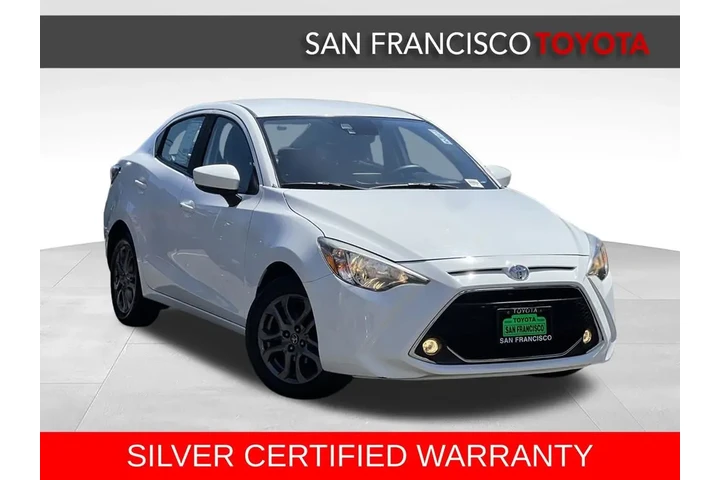 $16990 : Silver Certified 2019 Yaris LE image 7