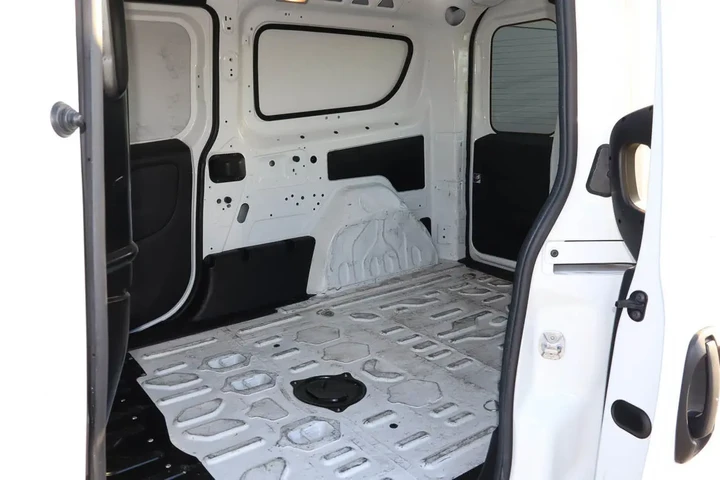 $20587 : 2022 ProMaster City Cargo Van image 8