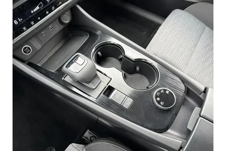 $20749 : Nissan Rogue 2023 AWD SV 4dr image 10