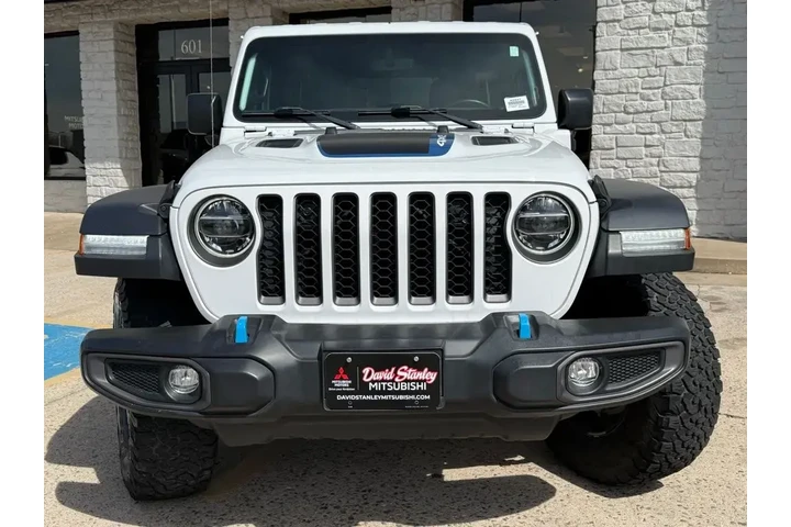 $31460 : Jeep Wrangler Unlimited 2022 image 2