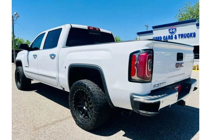 $21995 : 2017 GMC Sierra 1500 SLT Crew image 5
