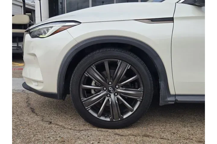 INFINITI QX50 2020 Essential image 5