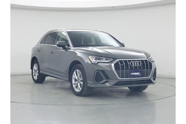 $29998 : Audi Q3 2022 AWD quattro S l image 1