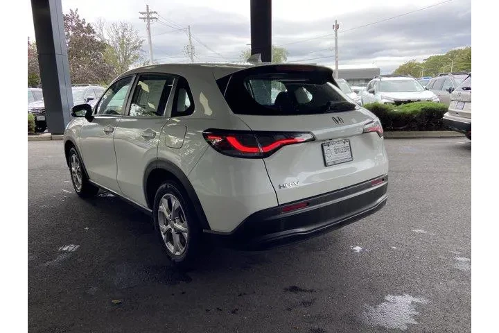 Honda HR-V 2025 AWD LX 4dr C image 7