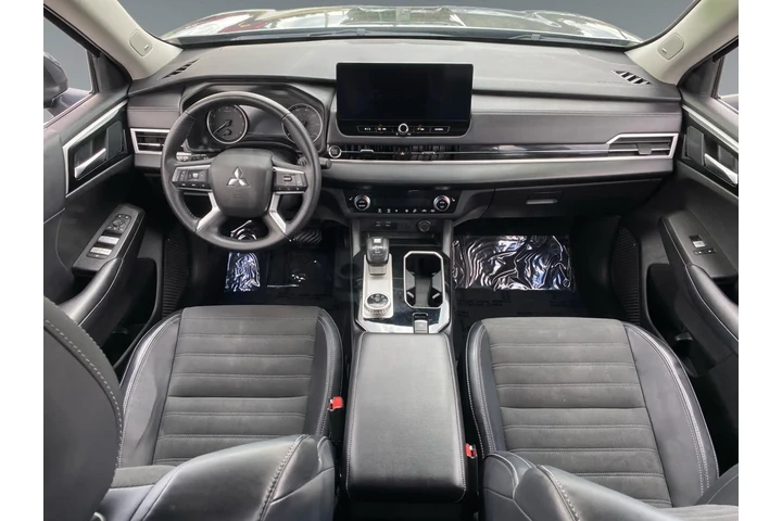 $33869 : Mitsubishi Outlander 2025 AW image 10