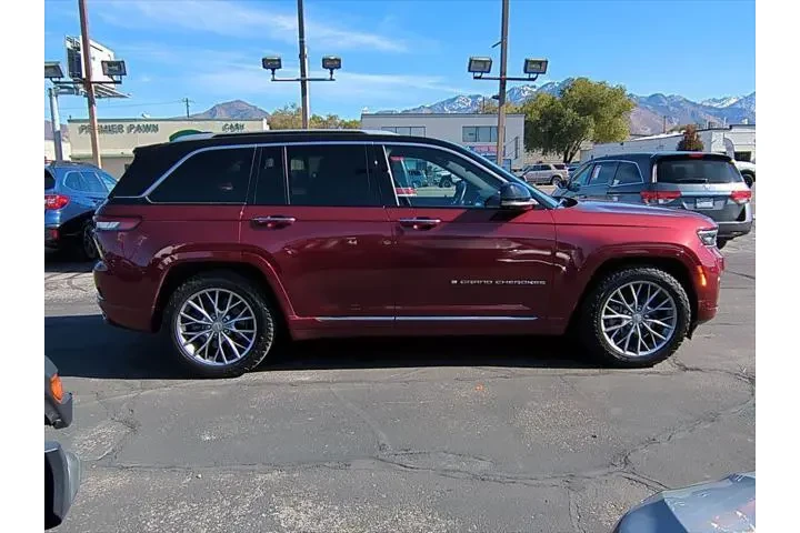 $39822 : Jeep Grand Cherokee 2022 4x4 image 2