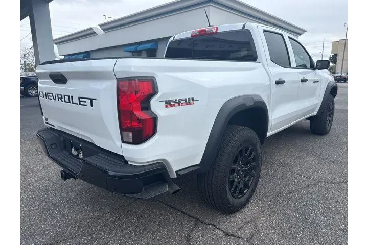 $39991 : Chevrolet Colorado 2026 4x4 image 5