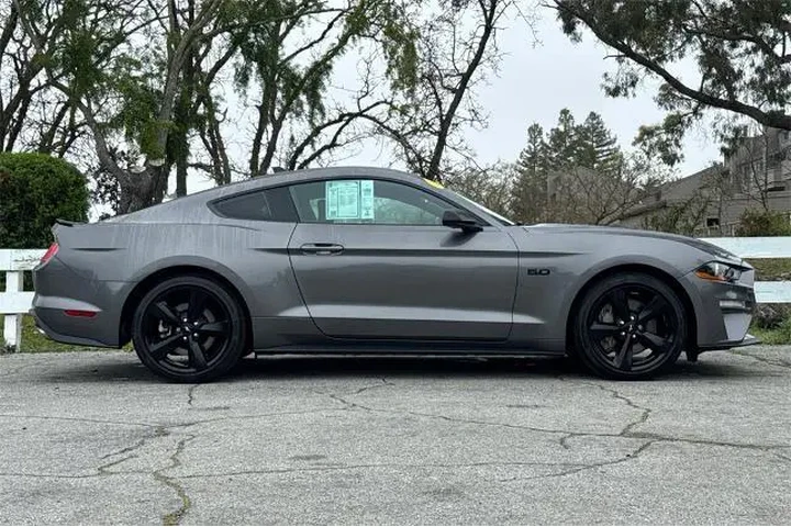 $32411 : Ford Mustang 2021 GT 2dr Fas image 3