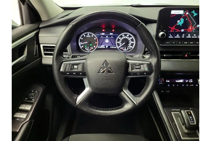 $23998 : Mitsubishi Outlander 2022 AW image 10