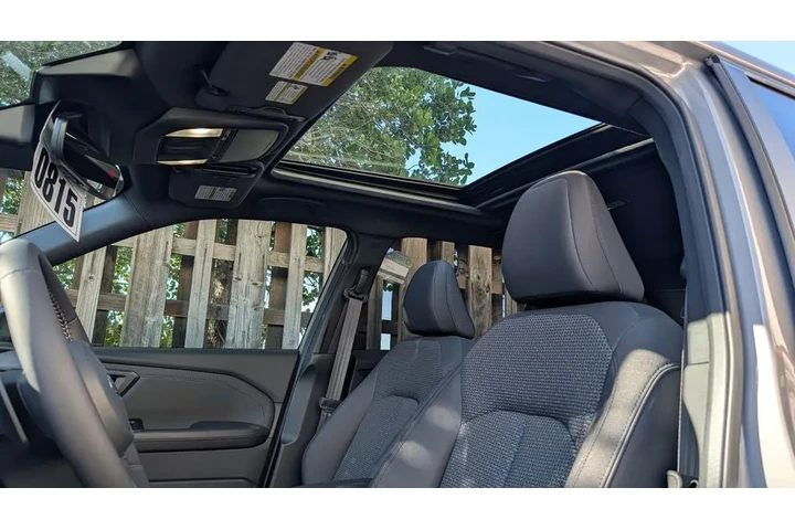 $34990 : 2026 Forester Premium Hybrid image 4
