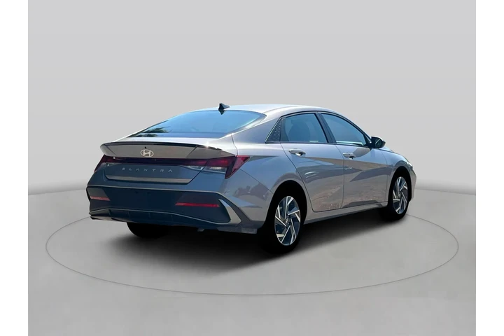 $18420 : Hyundai ELANTRA 2025 SEL Spo image 7