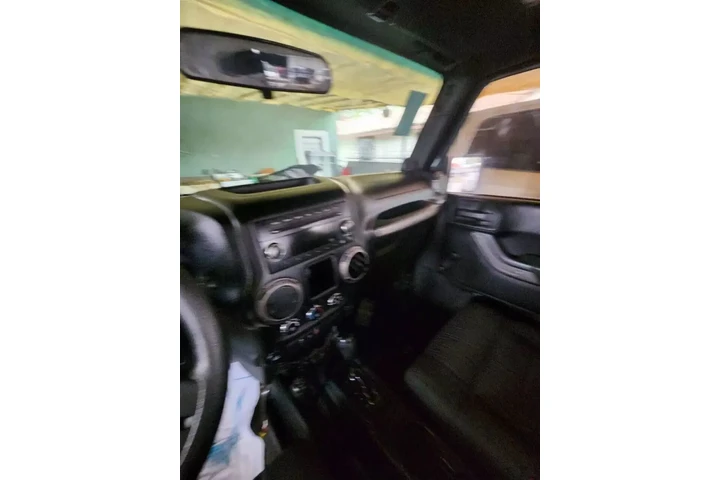 $9990 : 2012 JEEP WRANGLER2012 JEEP W image 10