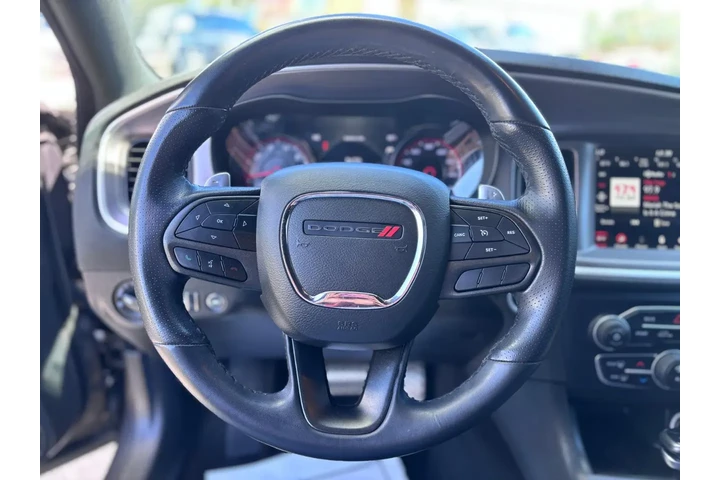 2022 Charger R/T image 10
