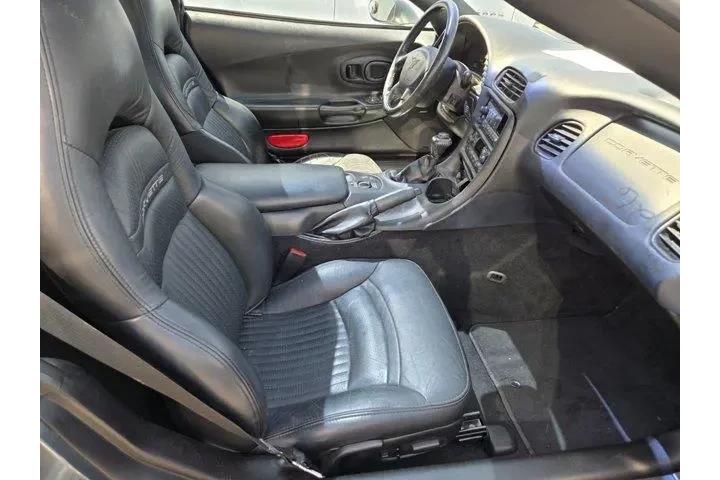 $20991 : Chevrolet Corvette 2004 2dr image 3